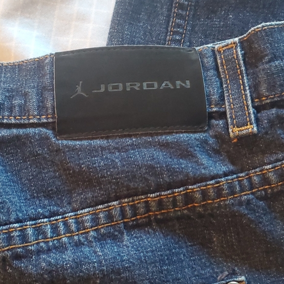 Jordan Jeans - Picture 3 of 5